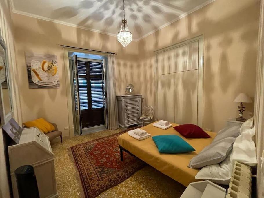 Devi Home Палермо Екстериор снимка